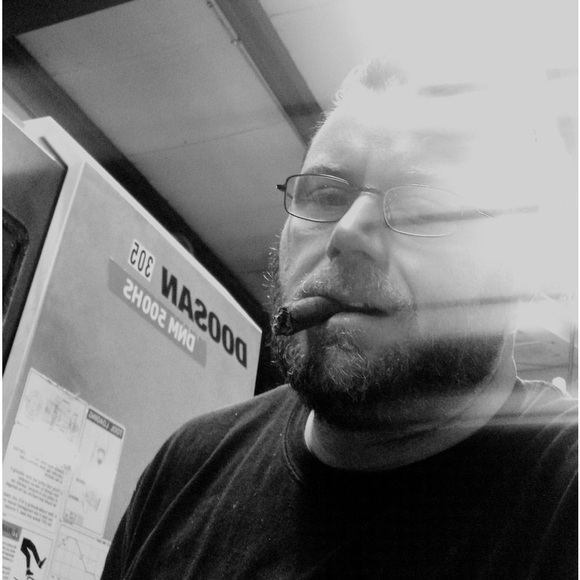 Meet your Posher, Michael - Picture 2 of 2